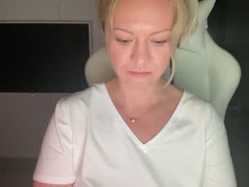 Nude girl kiradivine image #2623452