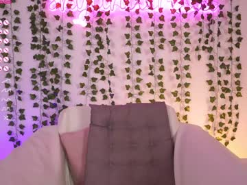 Nude girl shycinderella image #4774456