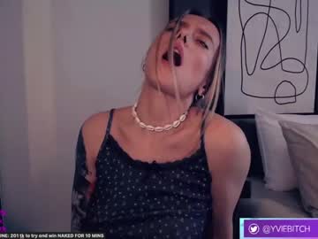 Nude girl _yvie_ image #5877452