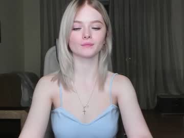 Nude girl yuppiyulia image #216597