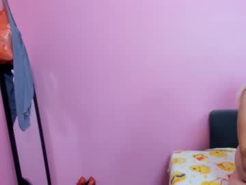 hugeboobserin nude cam