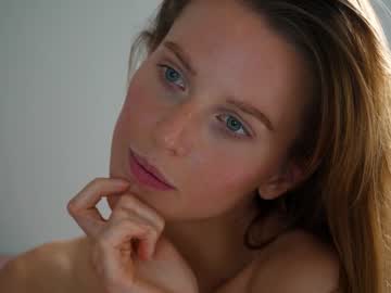 Nude girl ellaa91 image #2221524