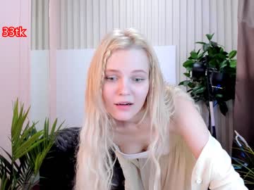 Nude girl alien_kitty_ellie image #2377220