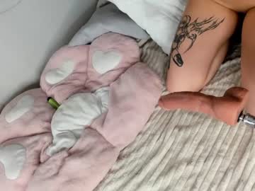 Nude girl lil_angell_ image #3147948