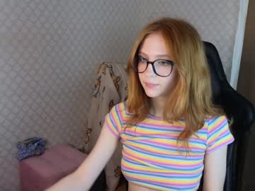 Nude girl plastic_beach image #5647688