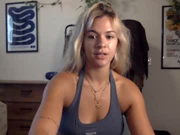 Nude girl bottleservicegirl image #2438401