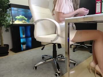 emmas_long_legs nude cam