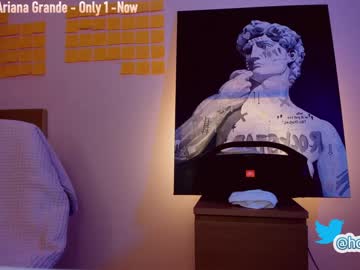 Nude girl hollyextra image #2133937