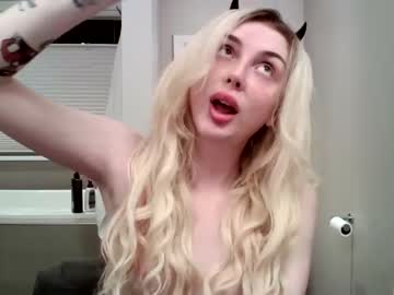 Nude tranny cutiepii3 image #399670