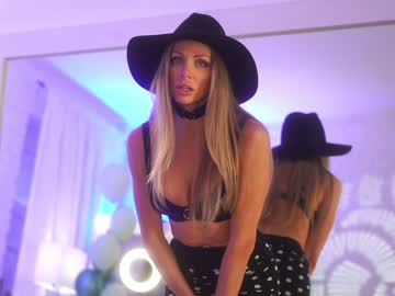 Nude girl eva_fashionista image #4278173