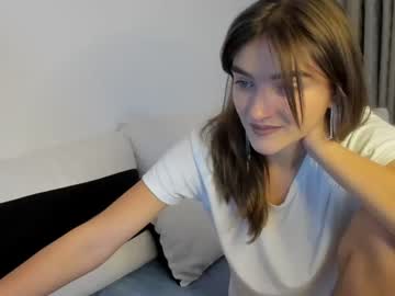 Nude girl omiliver image #397089