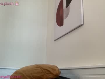 Nude girl sonyaplush image #5303779