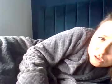 Nude girl eatmypie69 image #5779368