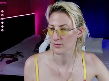 Nude girl eva__blonde image #2068371