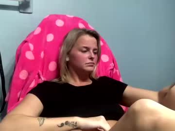 Nude girl goddesskatexo image #5058878