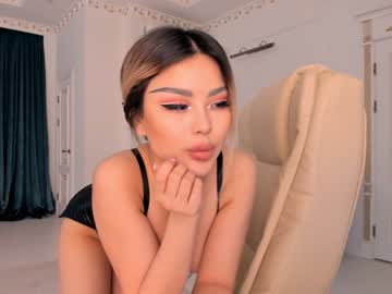 Nude girl bae_suz image #1178536