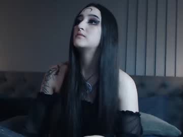 Nude girl charlotte_germanotta_ image #5019469