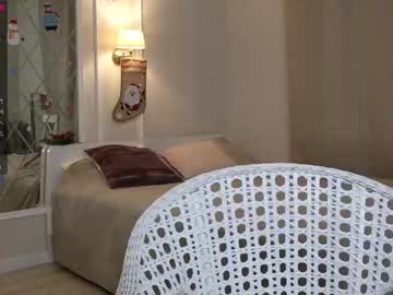 Nude girl _guesswhat_ image #876065