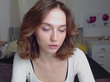 mollynerd nude cam