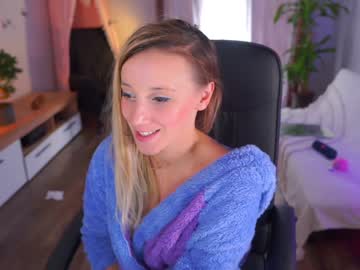 Nude girl juicyandthepussyblvd image #2591645