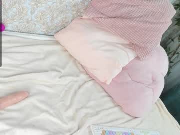 Nude girl isabella__quinn image #2136683