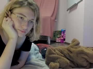 Nude girl twix_llll image #505302