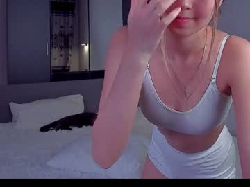 Nude girl yuuki_yuuki_ image #5944695