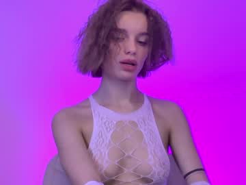 Nude girl shycinderella image #737008