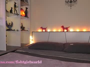 Nude tranny fishtgirlworld image #3494300