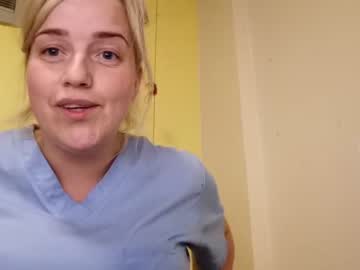 Nude couple yeeha_swing_yer_bra image #1590758