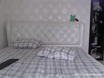 Nude girl _mllymoore_ image #2324959