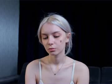 Nude girl cassie130505 image #6684464