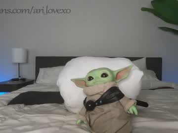 Nude couple ari_lovexo image #4191000