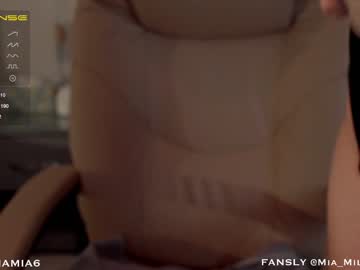 Nude girl mia_milagros image #3112031