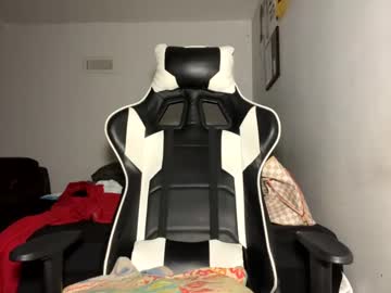 Nude girl petitegirluvsdick image #1886003