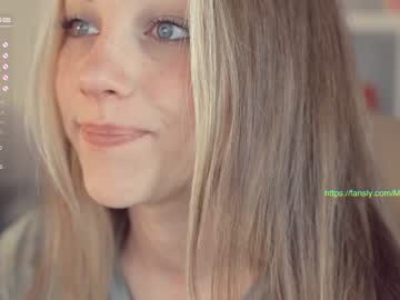 Nude girl mia_milagros image #2050514