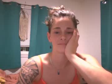 littlemilkymilf nude cam