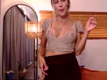 Nude girl sweetboobss1 image #4048187