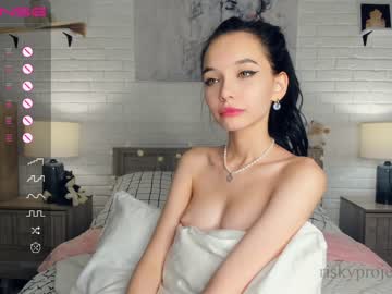 Nude girl riskyproject image #5000396