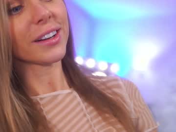 Nude girl eva_fashionista image #4393517