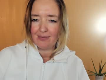 Nude girl braingirl image #3065859