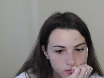 Nude girl chamomile19 image #4795155