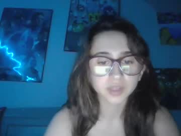 Nude girl petitebrokecollegechick image #4943902