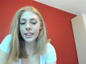 Nude girl _strawbeerry_ image #4326670