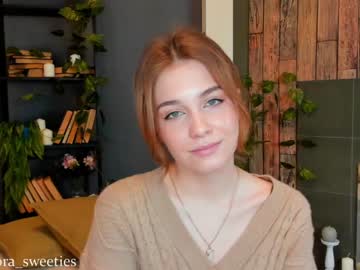 Nude girl thomashelena image #1241042