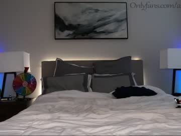 Nude couple ari_lovexo image #2006889