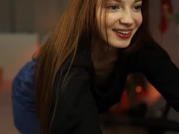 Nude girl _guesswhat_ image #861716