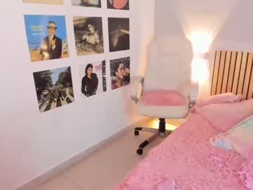 Nude girl little_effy18 image #4811978