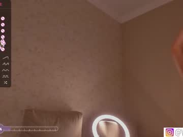 Nude girl bzzzme image #6214096