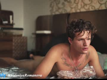 Nude couple u_heartbreakers image #2972020